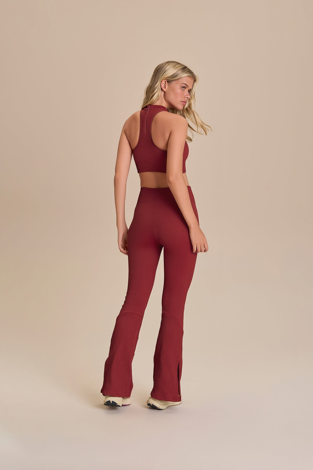 Seamless Knit® Zip Racerback Bra