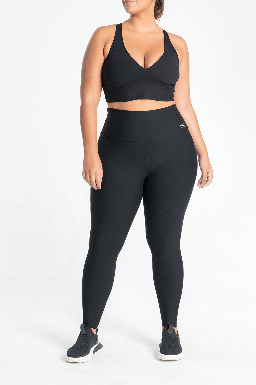 LIVE!+ Essential Active Tight