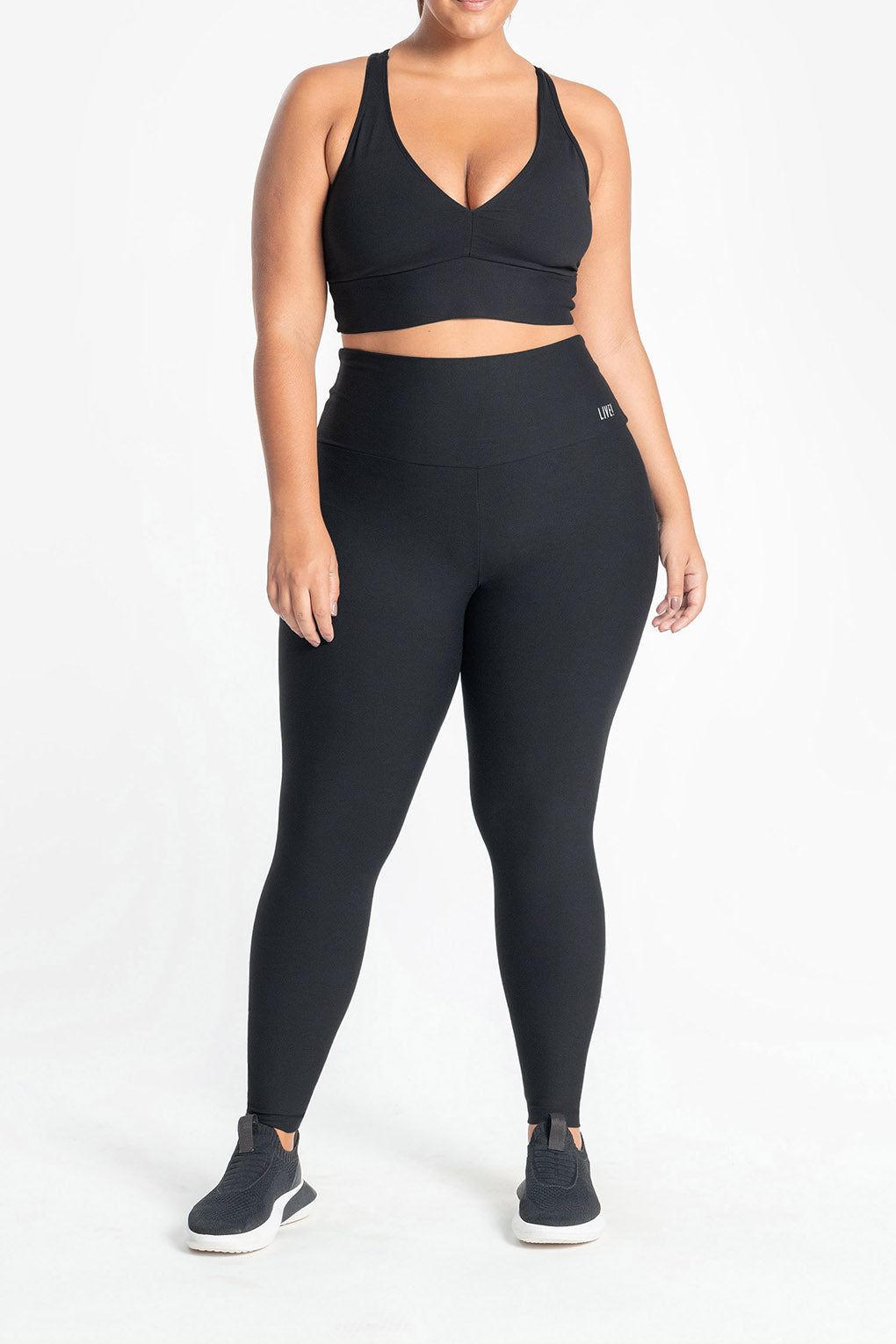 LIVE!+ Essential Active Tight