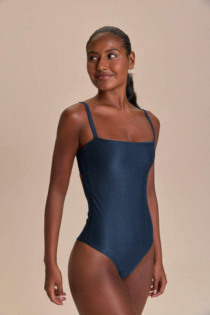 Allure® Adaptiv Bodysuit