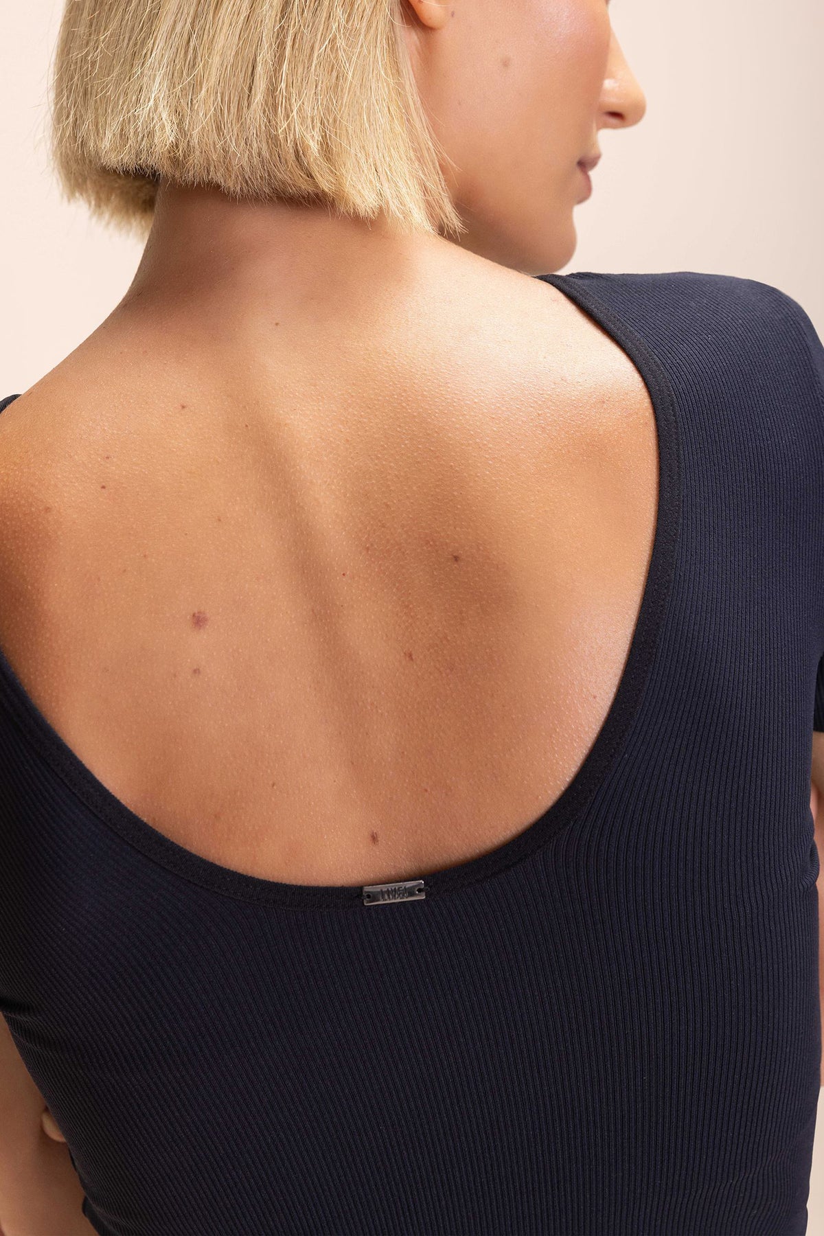 Seamless T-Shirt