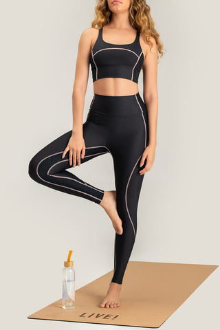 Essential Streamline Top