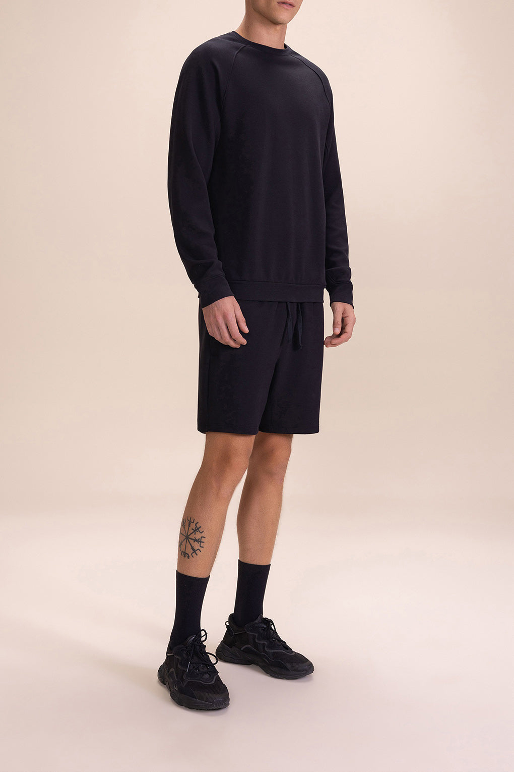 Sleek Men's Sweatshirt