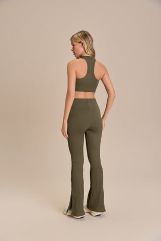 Seamless Knit® Zip Racerback Bra