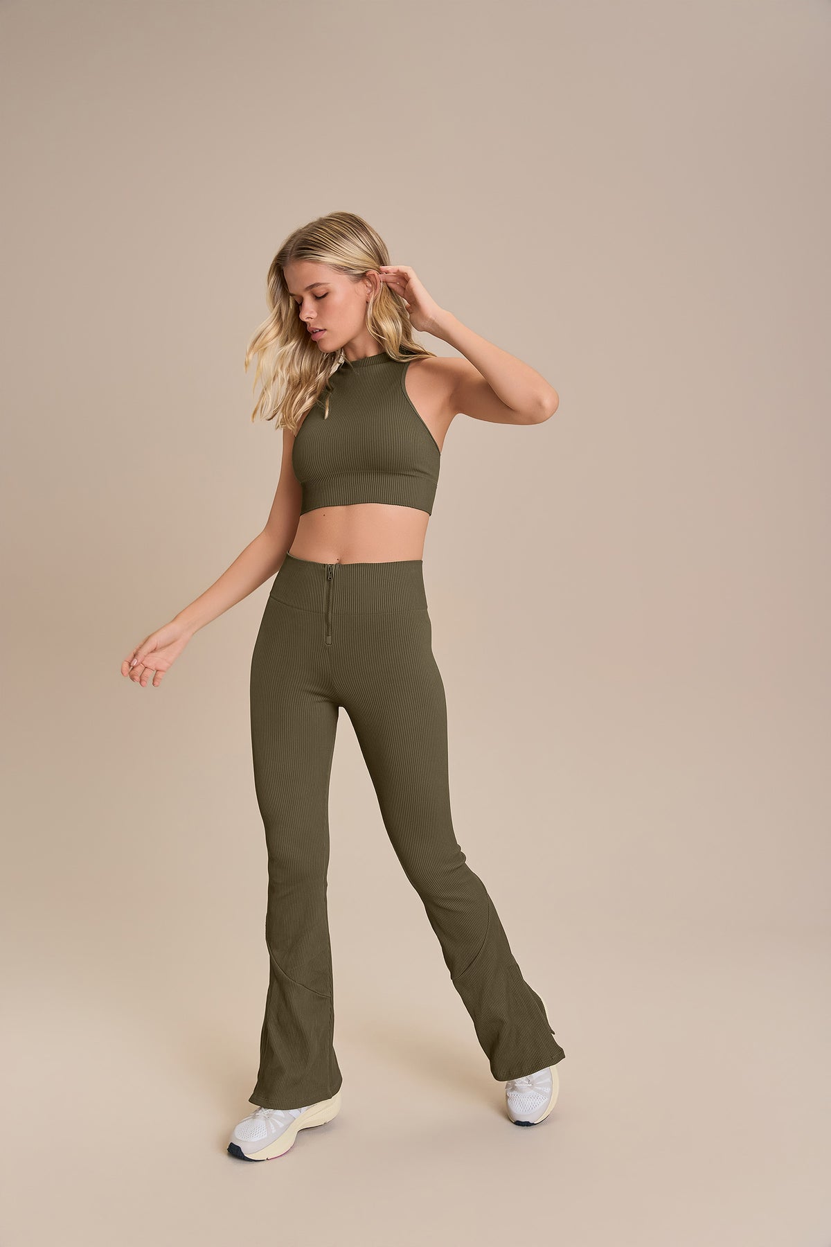 Seamless Knit® Zip Flare Pants