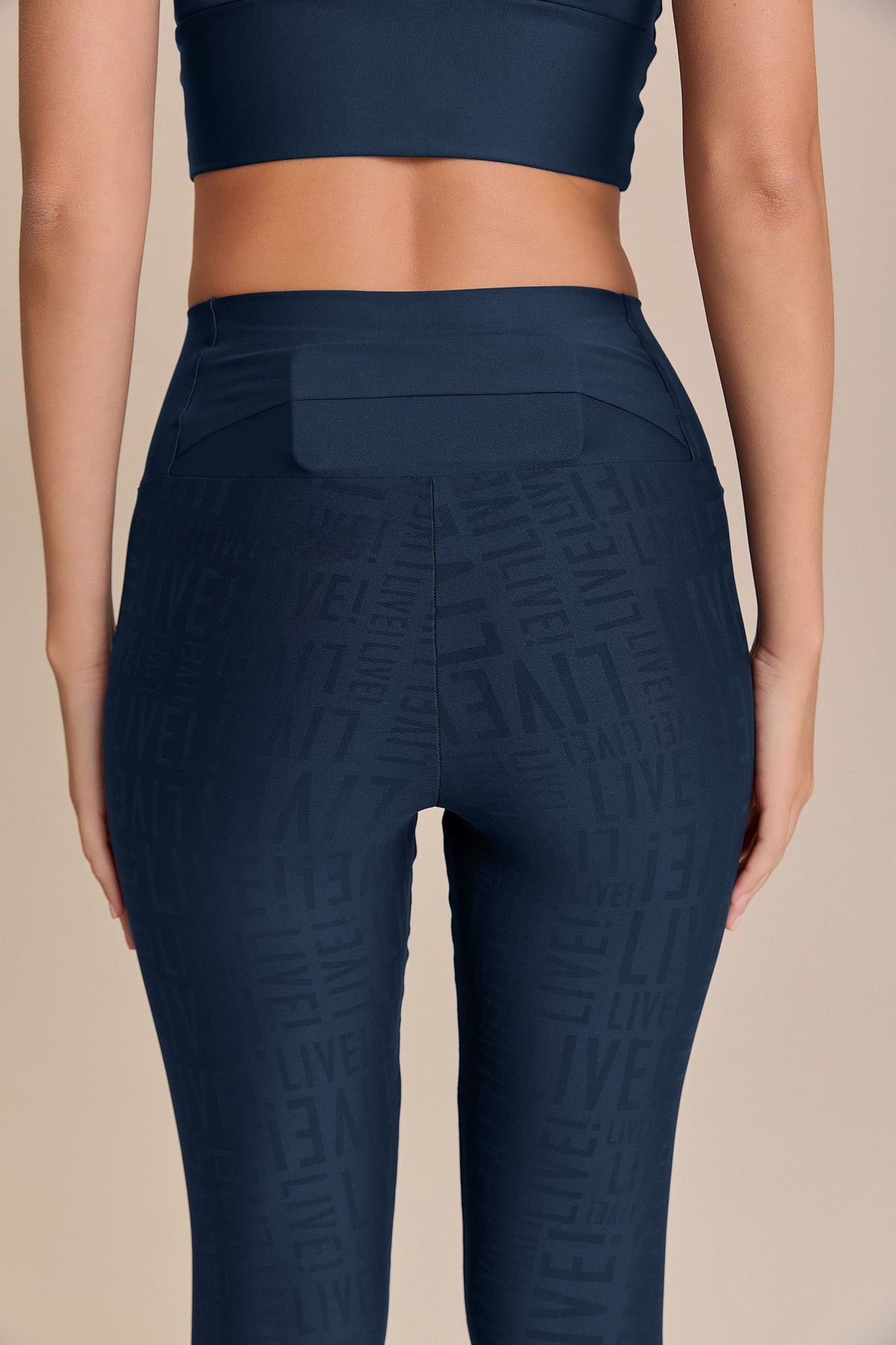 Pocket Back Reflex Long Leggings