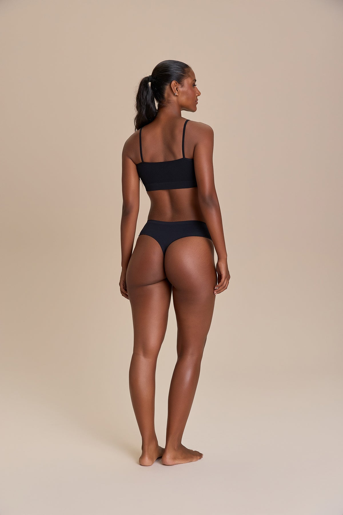 Seamless Mid Thong