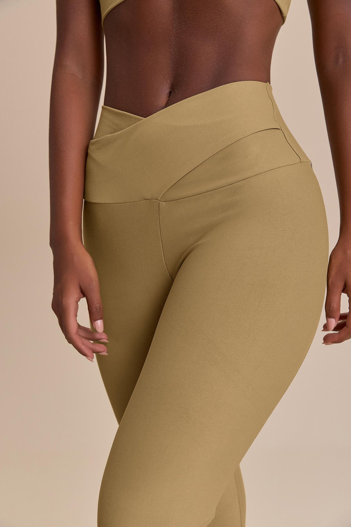 Cross Front Active® Long Leggings