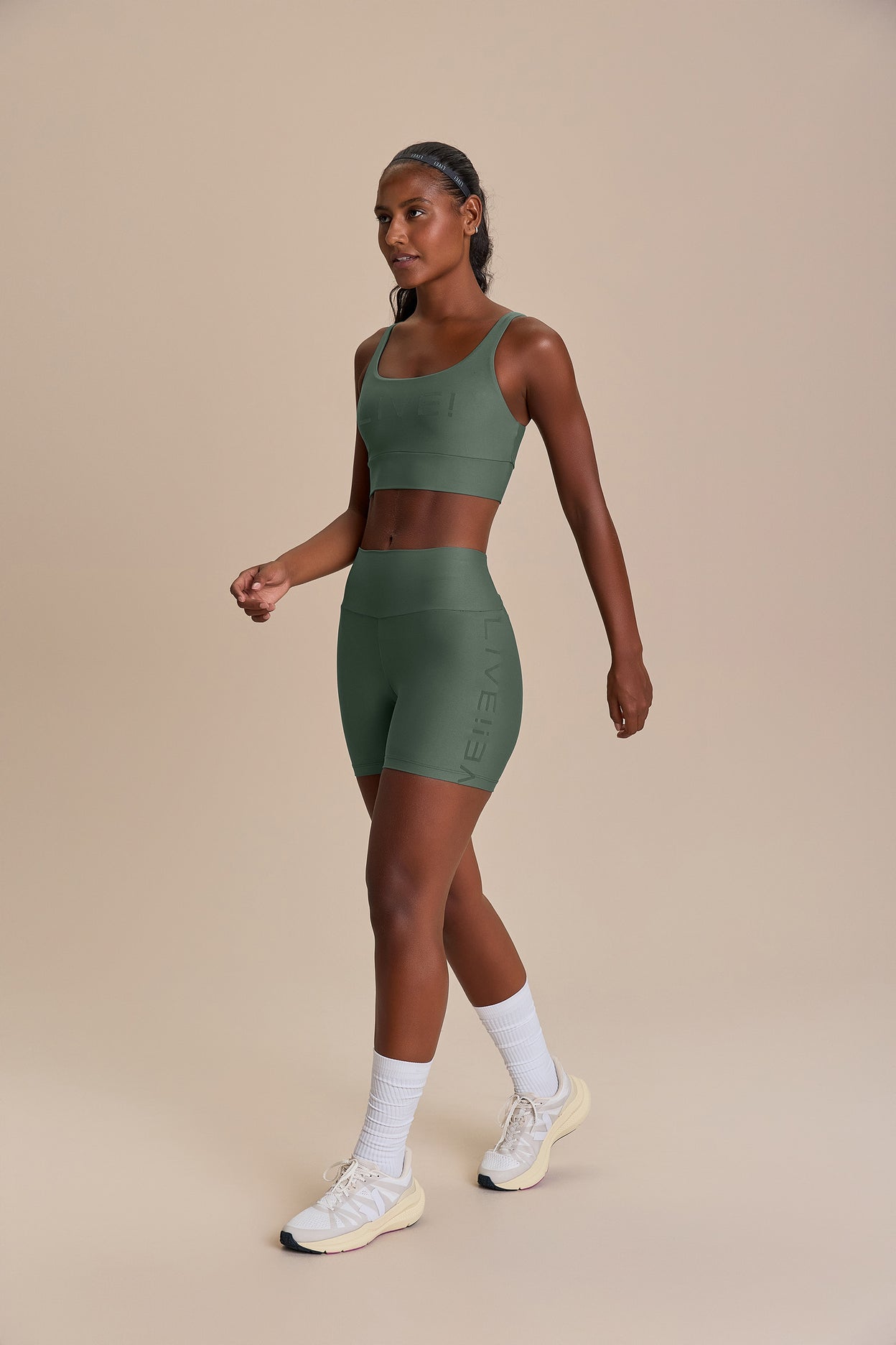 LIVE! Icon Neo Short
