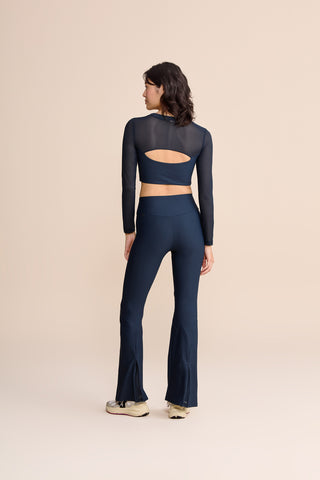 Tule Core Long-Sleeve Croppped Top