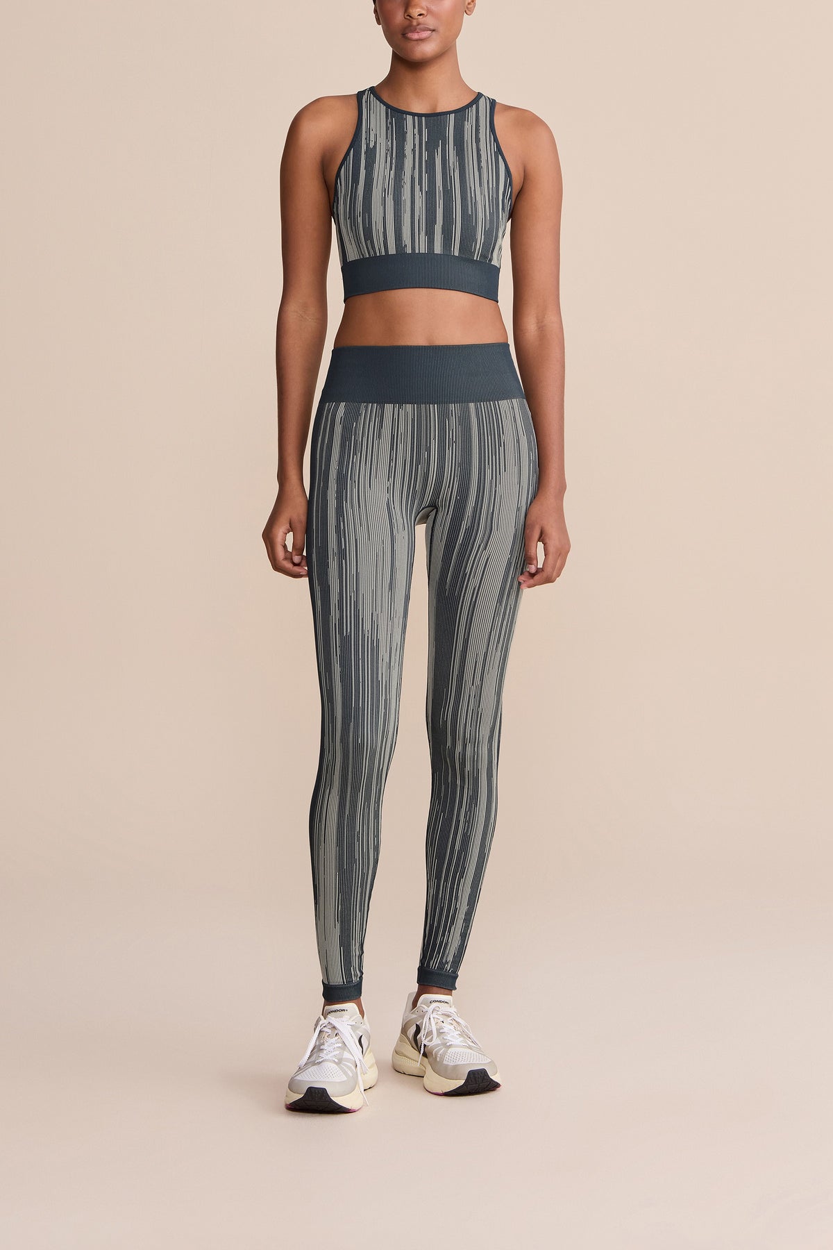 Mix LIVE! Seamless Knit® Sports Bra