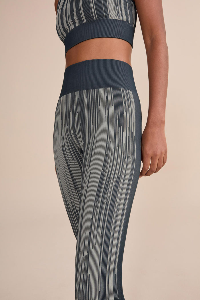 Mix LIVE! Seamless Knit® Sports Bra