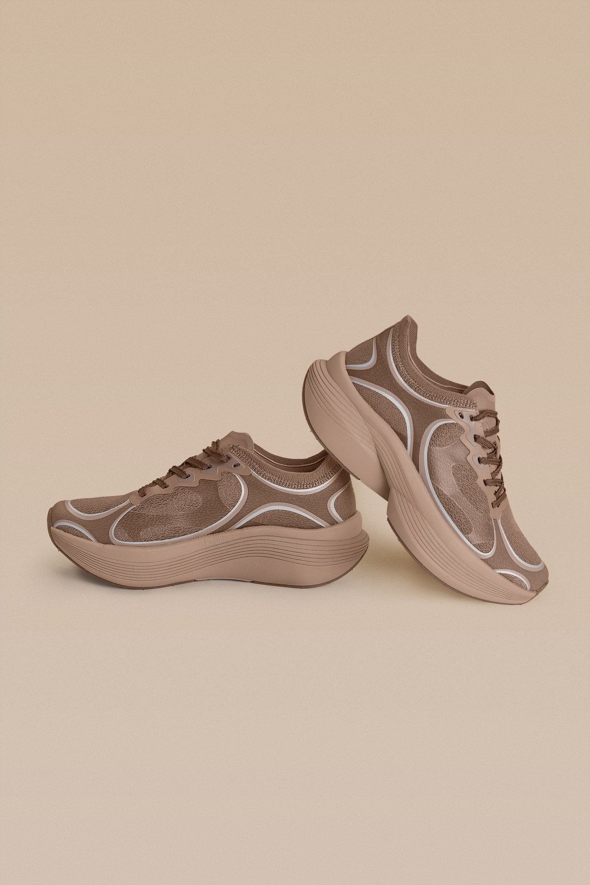 LIVE! LOOP Running Shoe