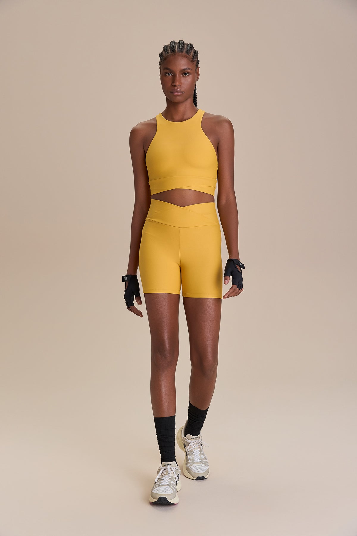 Hydefit® Adaptiv Cross Waist Shorts