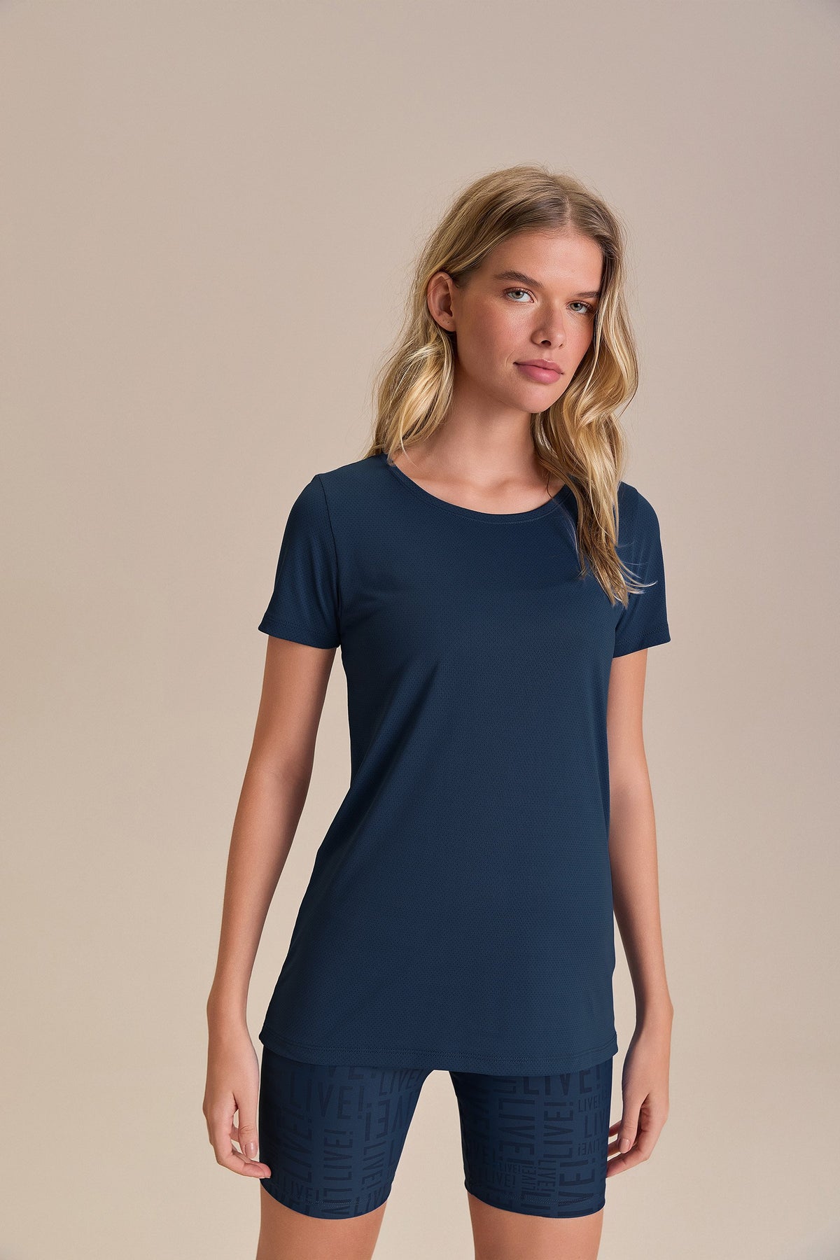 Action T-Shirt