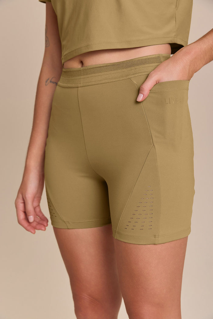 Laser ByNature Shorts