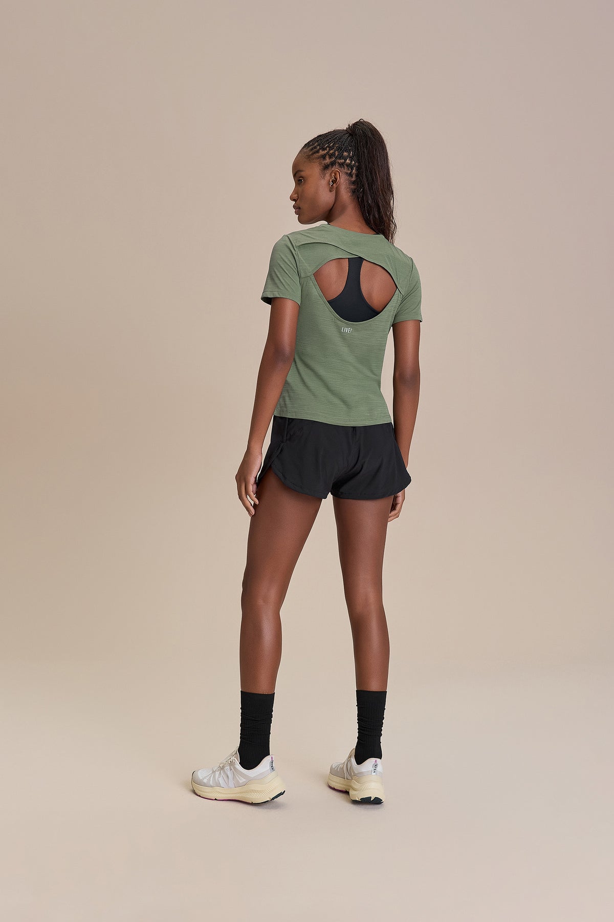 Merged Skin Cut Back T-Shirt