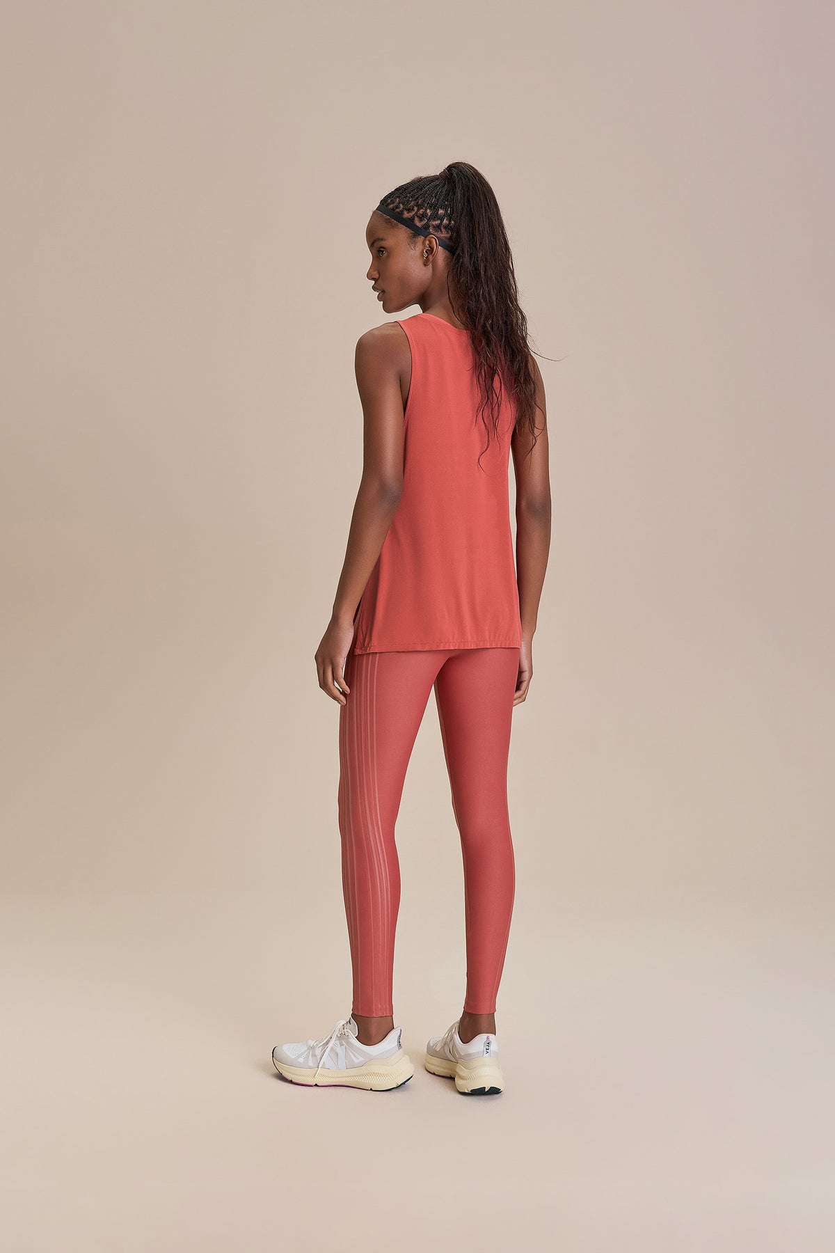 Comfort Cut Side Tank