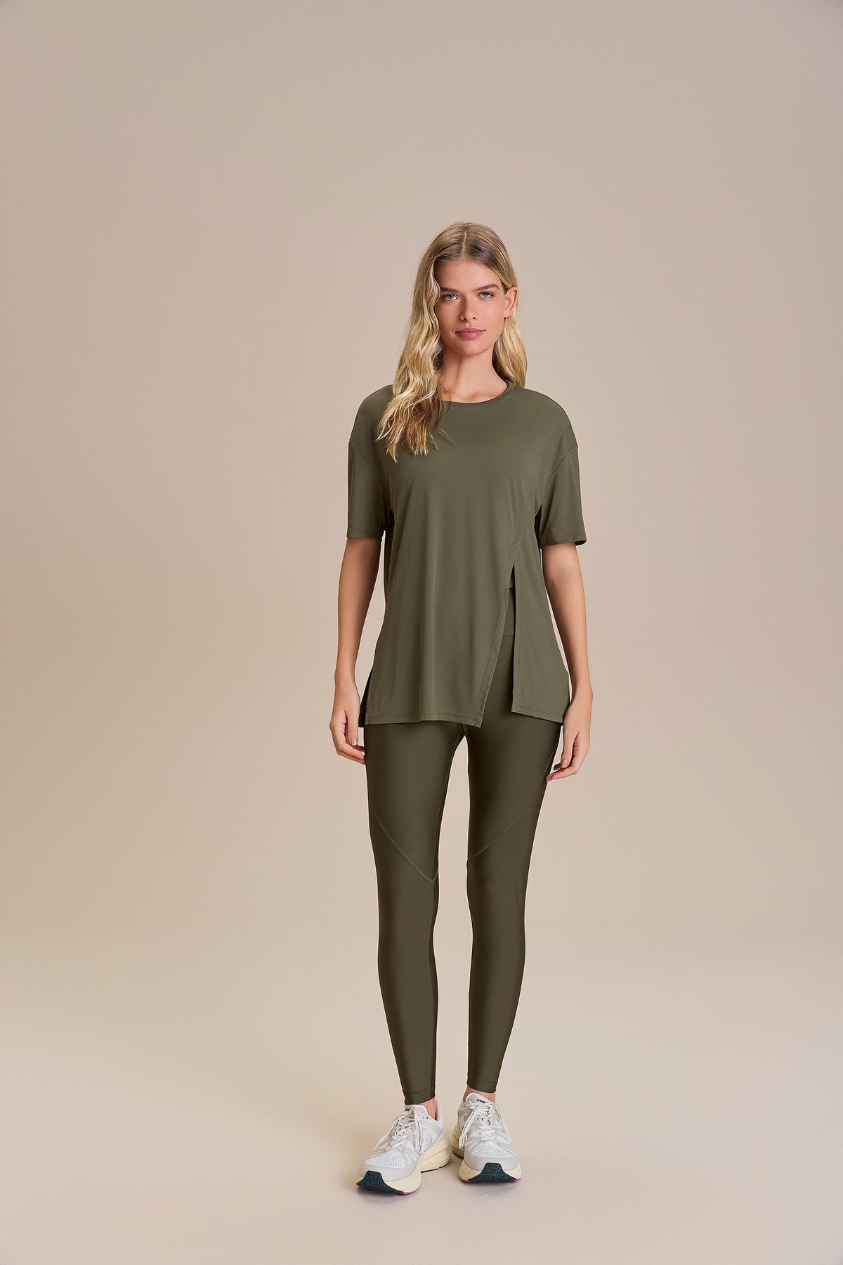 Co² Link Split T-Shirt