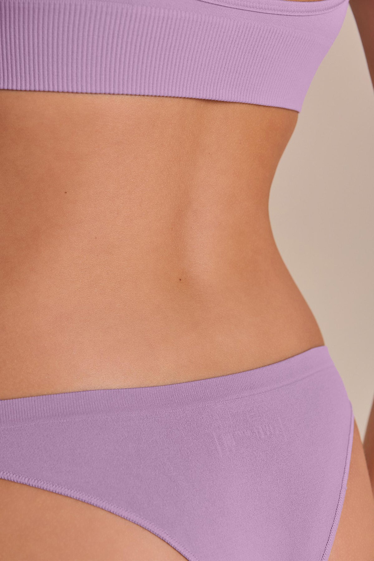 Seamless Basic Thong