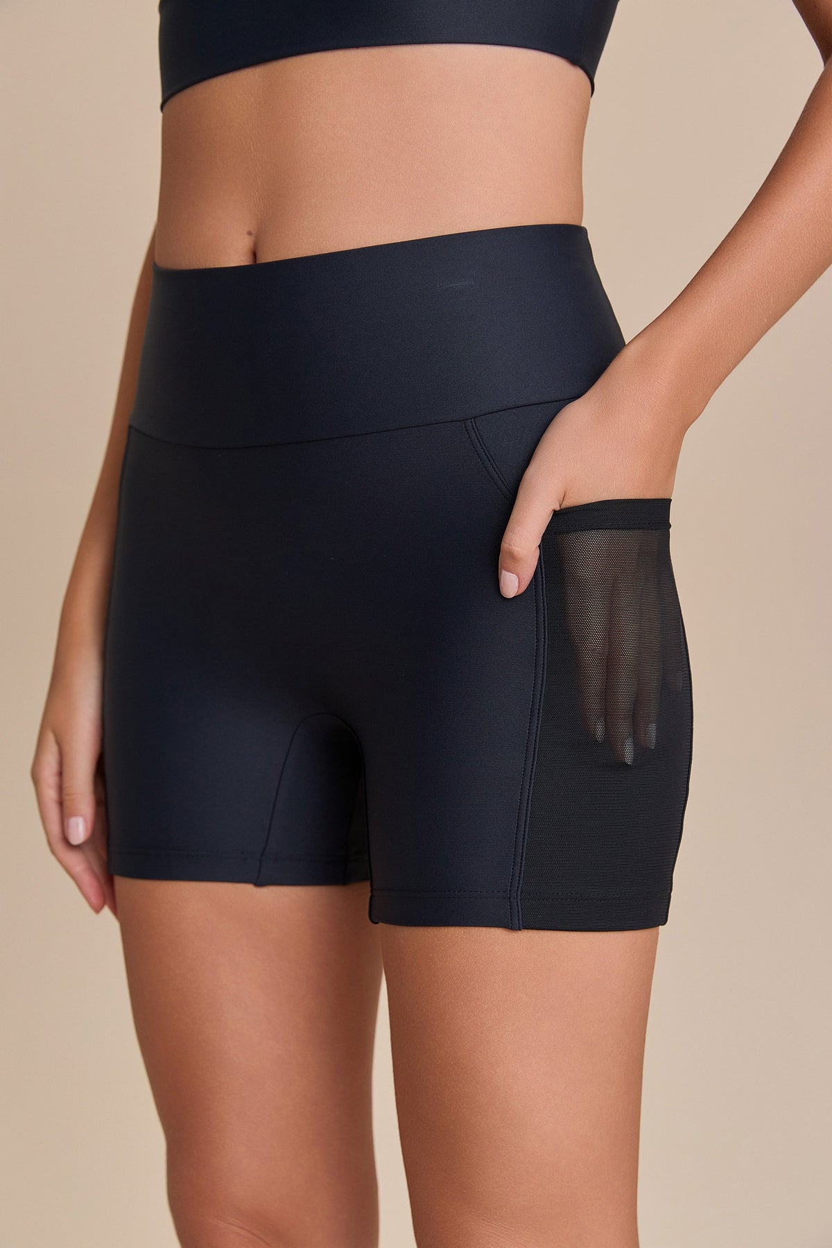 Hydefit® Adaptiv Tule Shorts