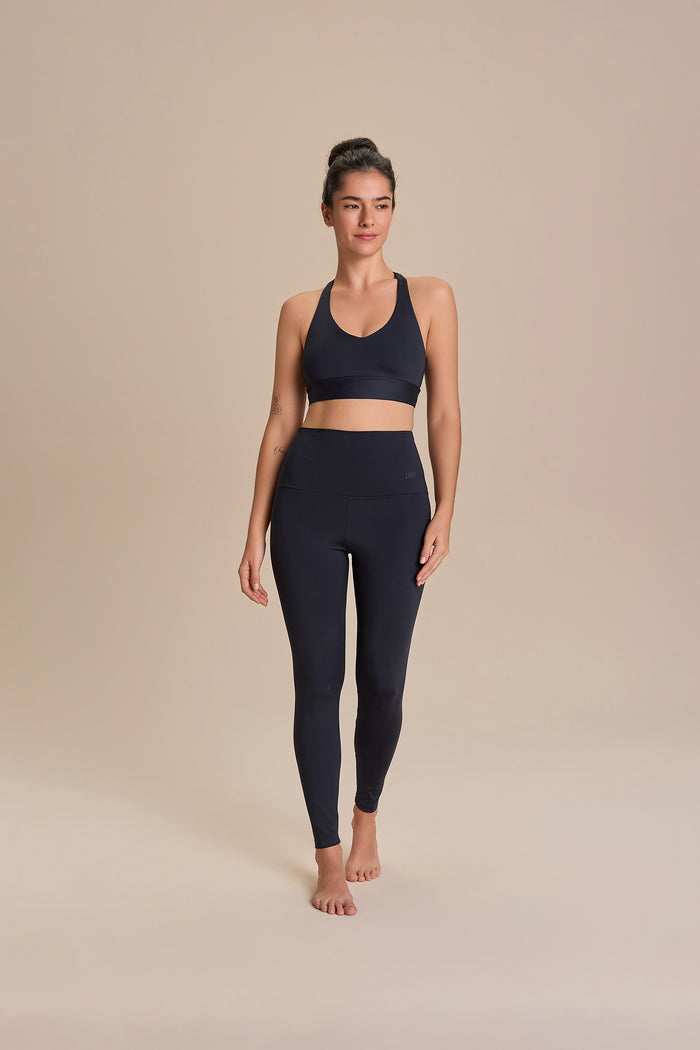 ByNature Wide-Waistband Legging