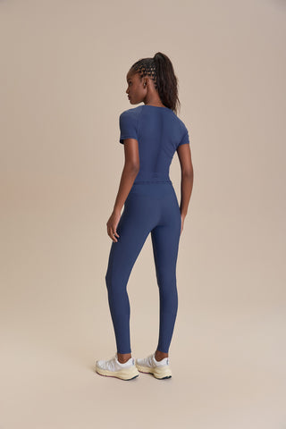 Broad Equilibrium Top