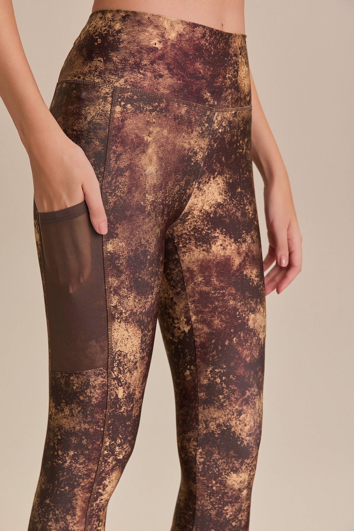 Evolve Pro Tule Legging