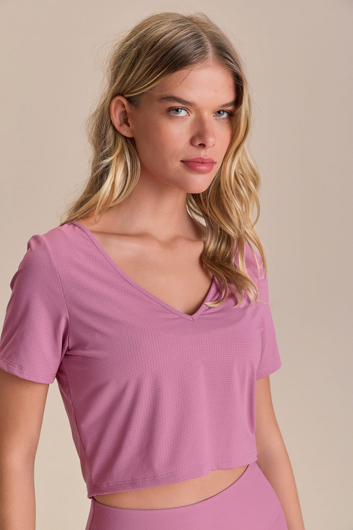 Air Move® Cropped Multi Top