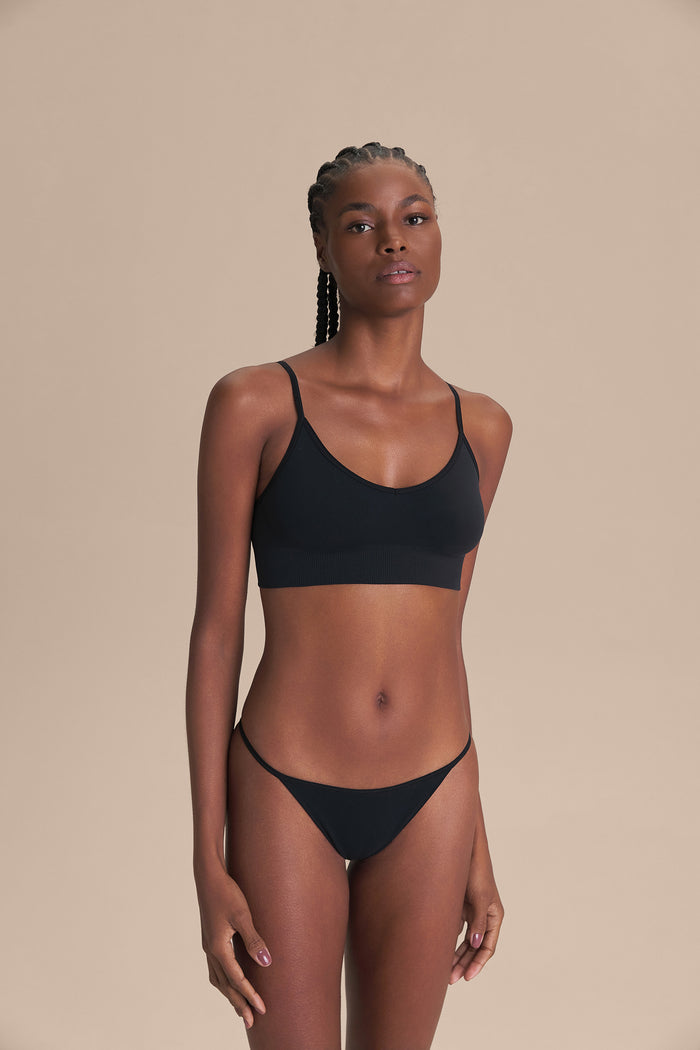 SeamlessForm Curve Top