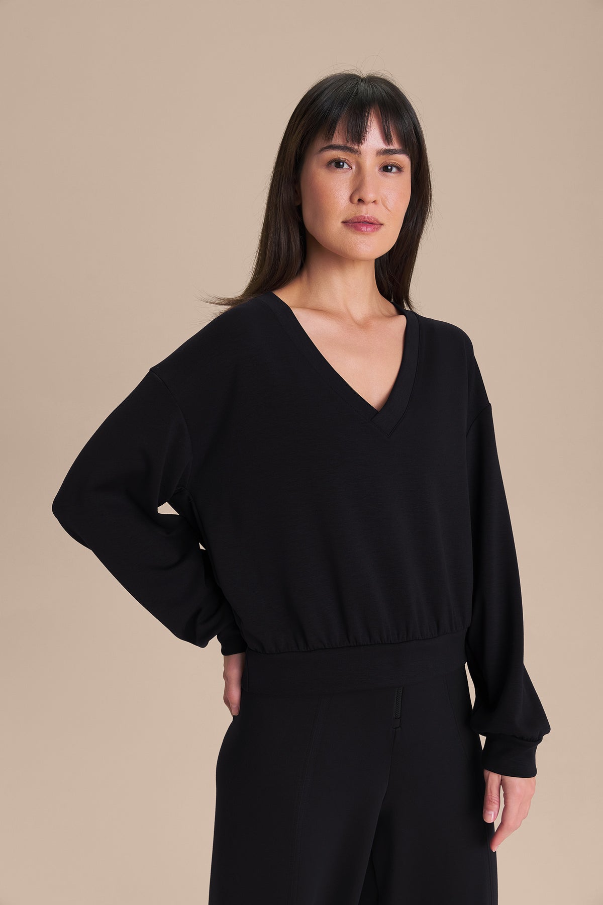 Posh Duo V Pullover