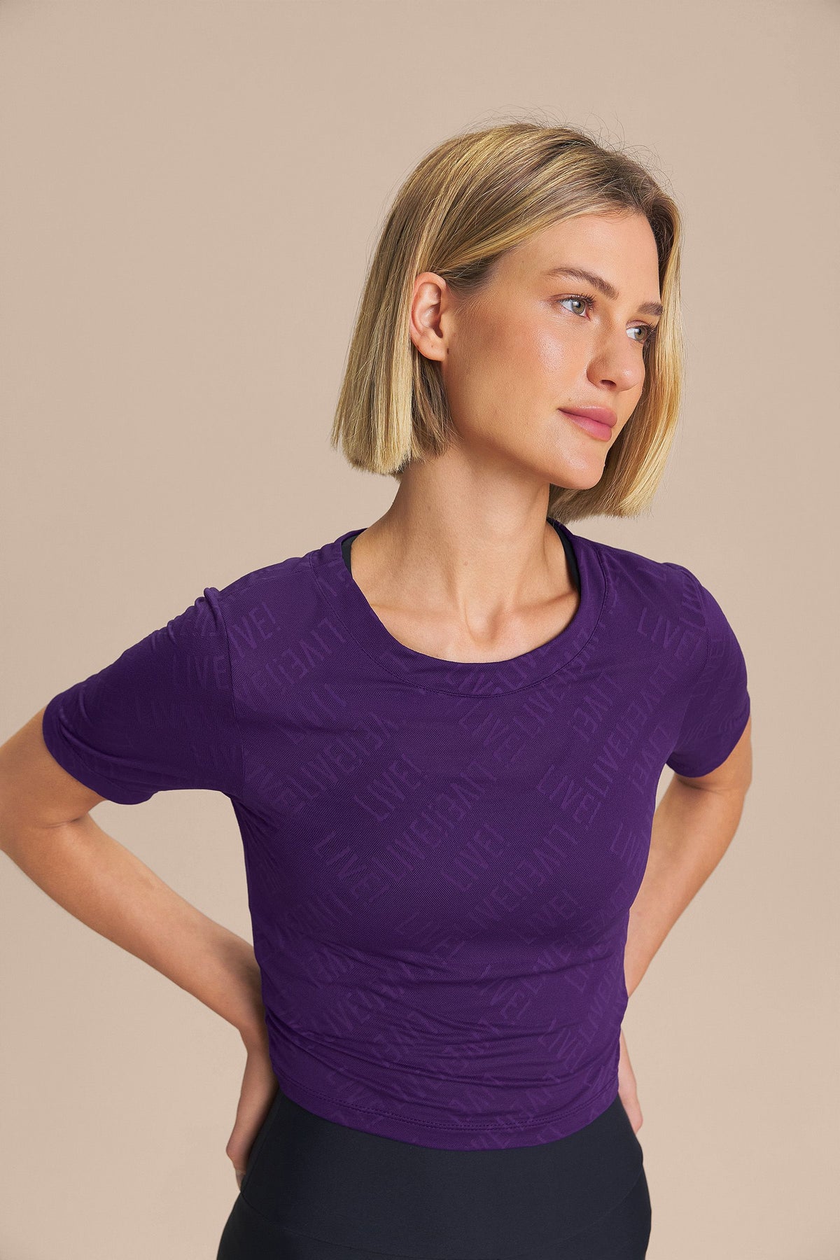 LIVE! Mesh Jacquard Cropped Top