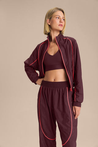 487837_85392_00VN15_2.jpg