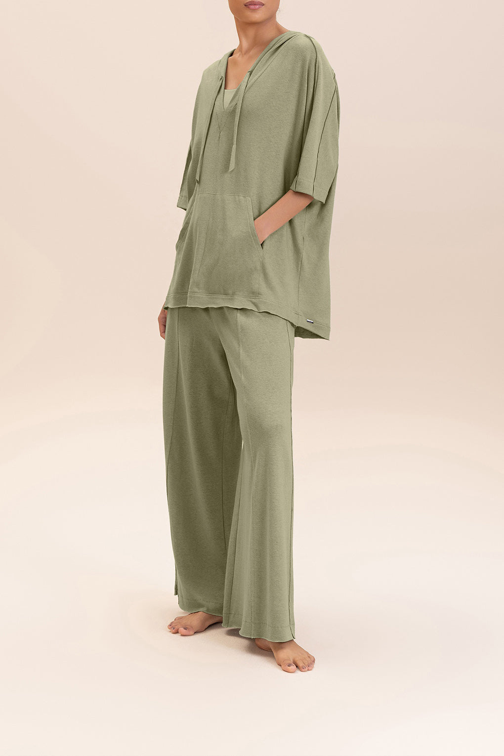 Over Slow Knit Sweatshirt