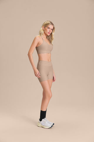 496050_61945_00BG88_3.jpg