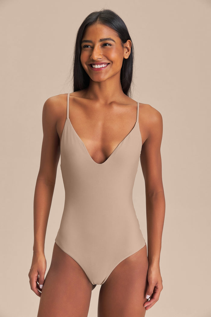 Sense® Adapt Bodysuit