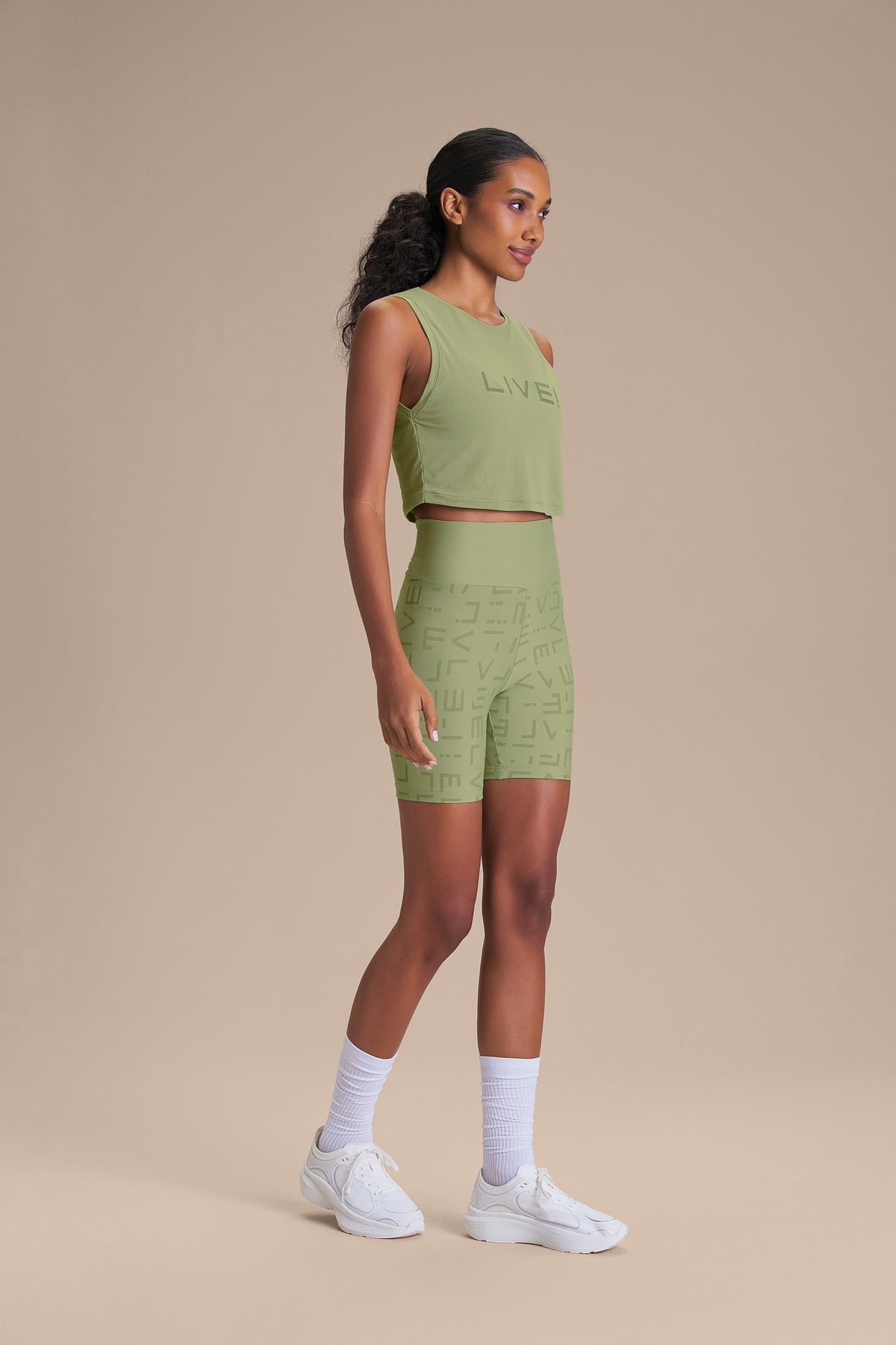 502429_P1587_0VD265_1.jpg