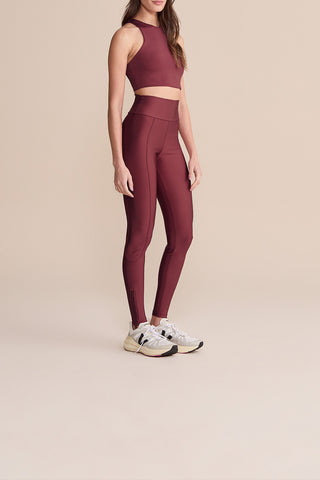 Sinuous Neoprene Shine Sports Bra