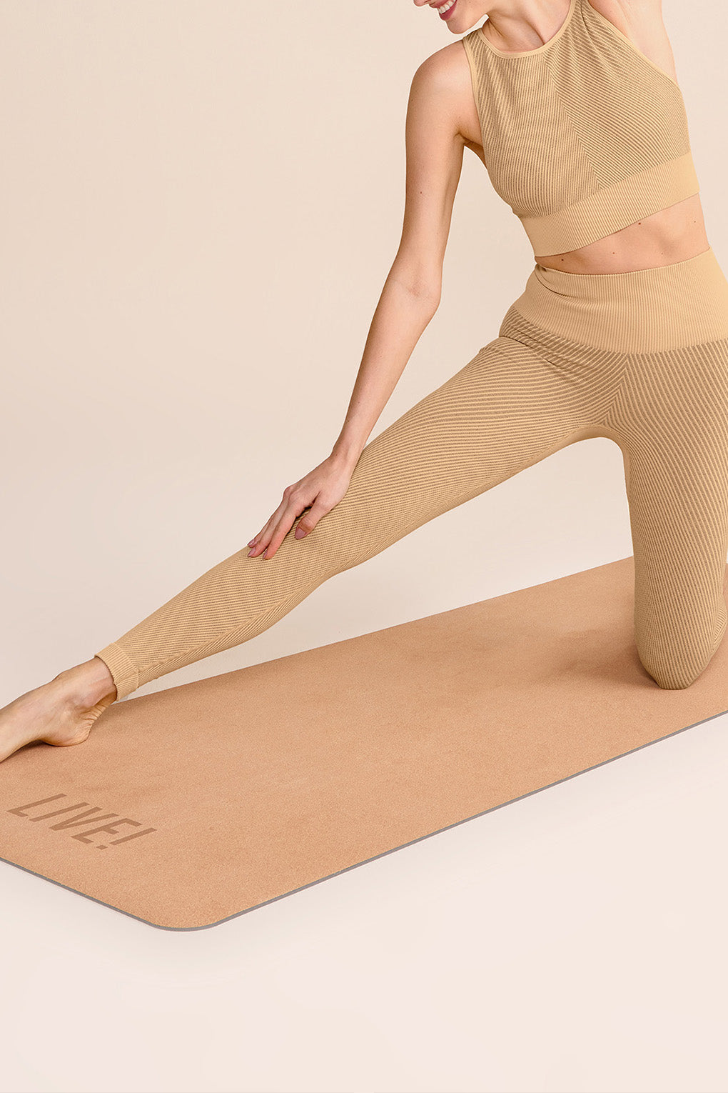 Seamless Diagonal Knit Legging
