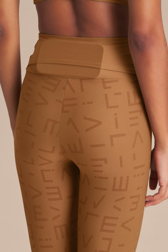 LIVE! Icon Legging