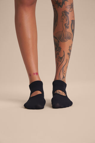 Unisex Studio Grip Socks